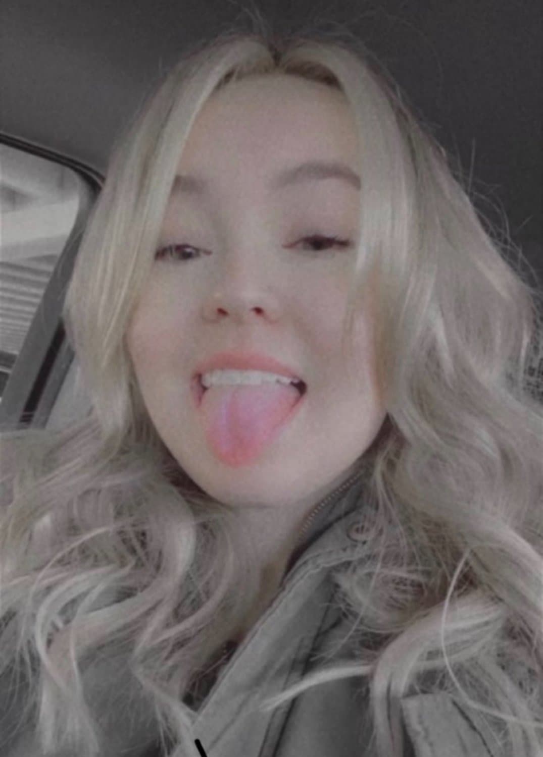 Bully this sluts bitch brother on discord: johnnytesties519   Really bully him meaner the better