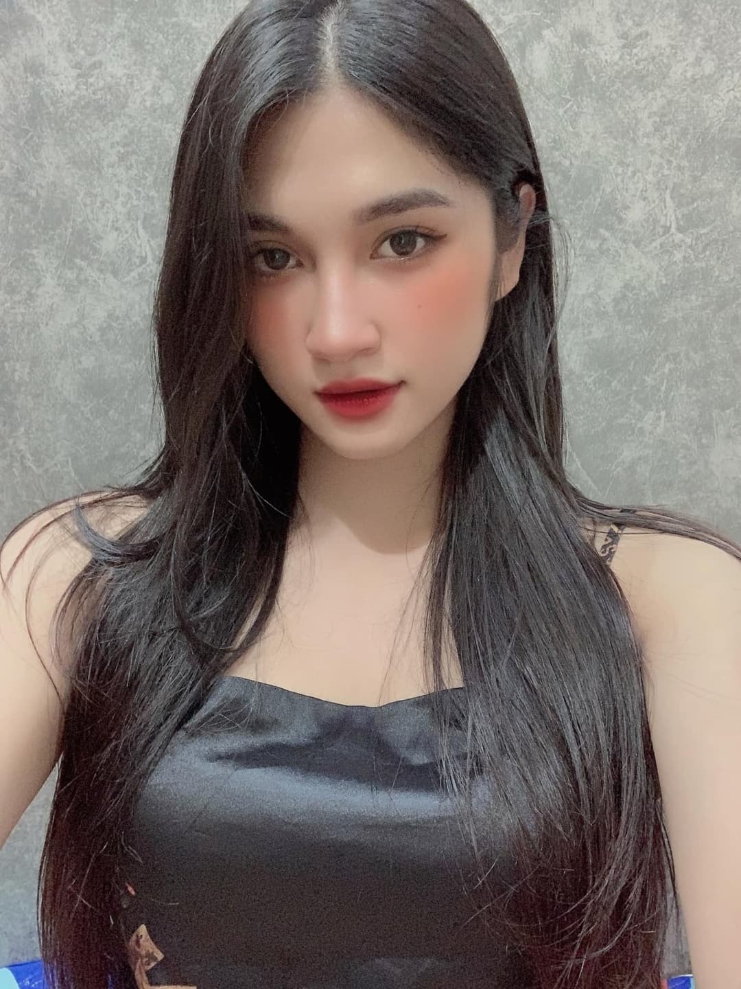 Asian Vietnam Girl Shitting Voyeur Hiddencam Toilet