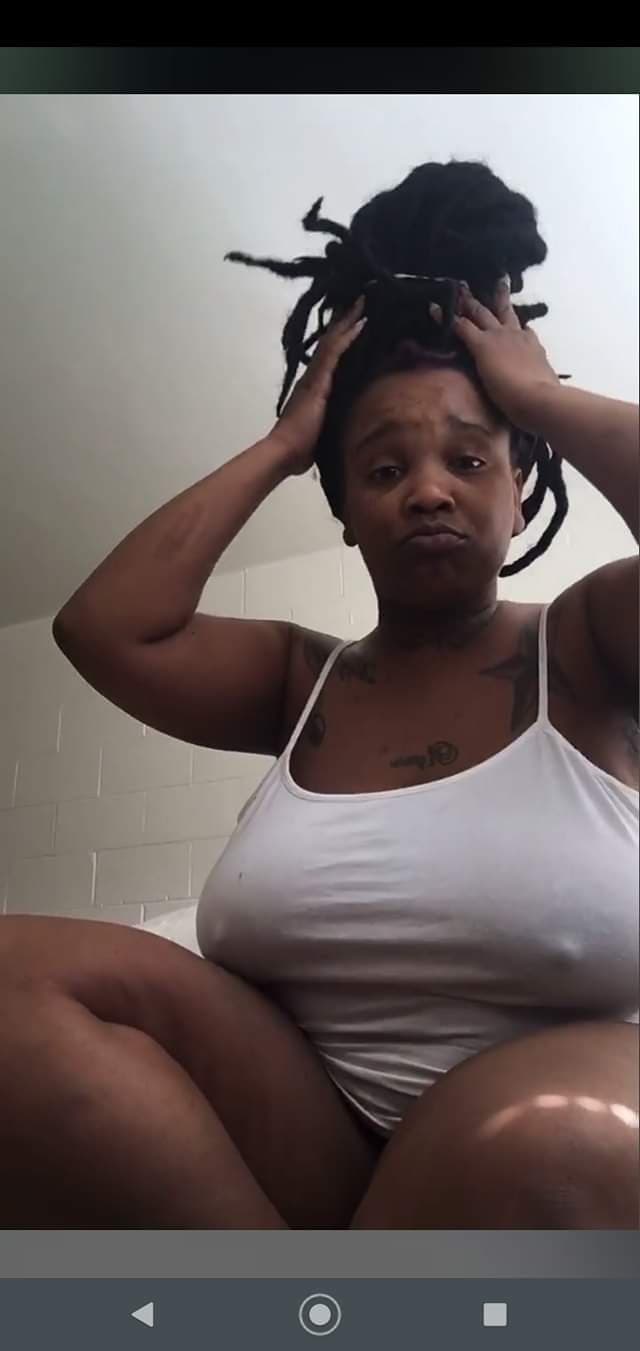 Freaky Bi Bbw Auntie (She need to start a only fans) I would not pull out 19