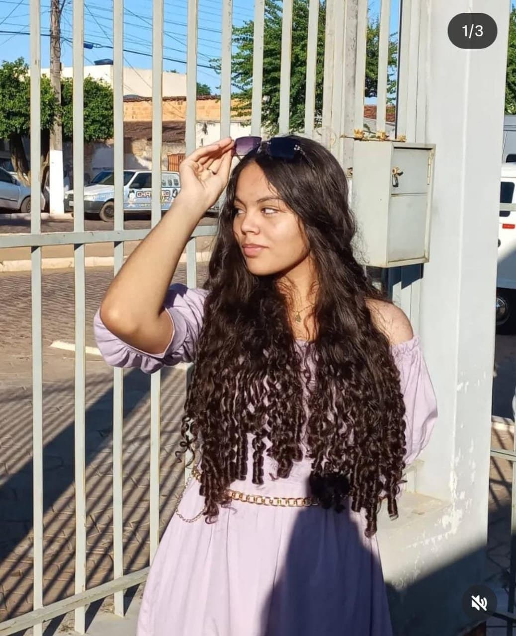 qual nota vocês dão para minha amiga? ela quer que alguém bata para ela