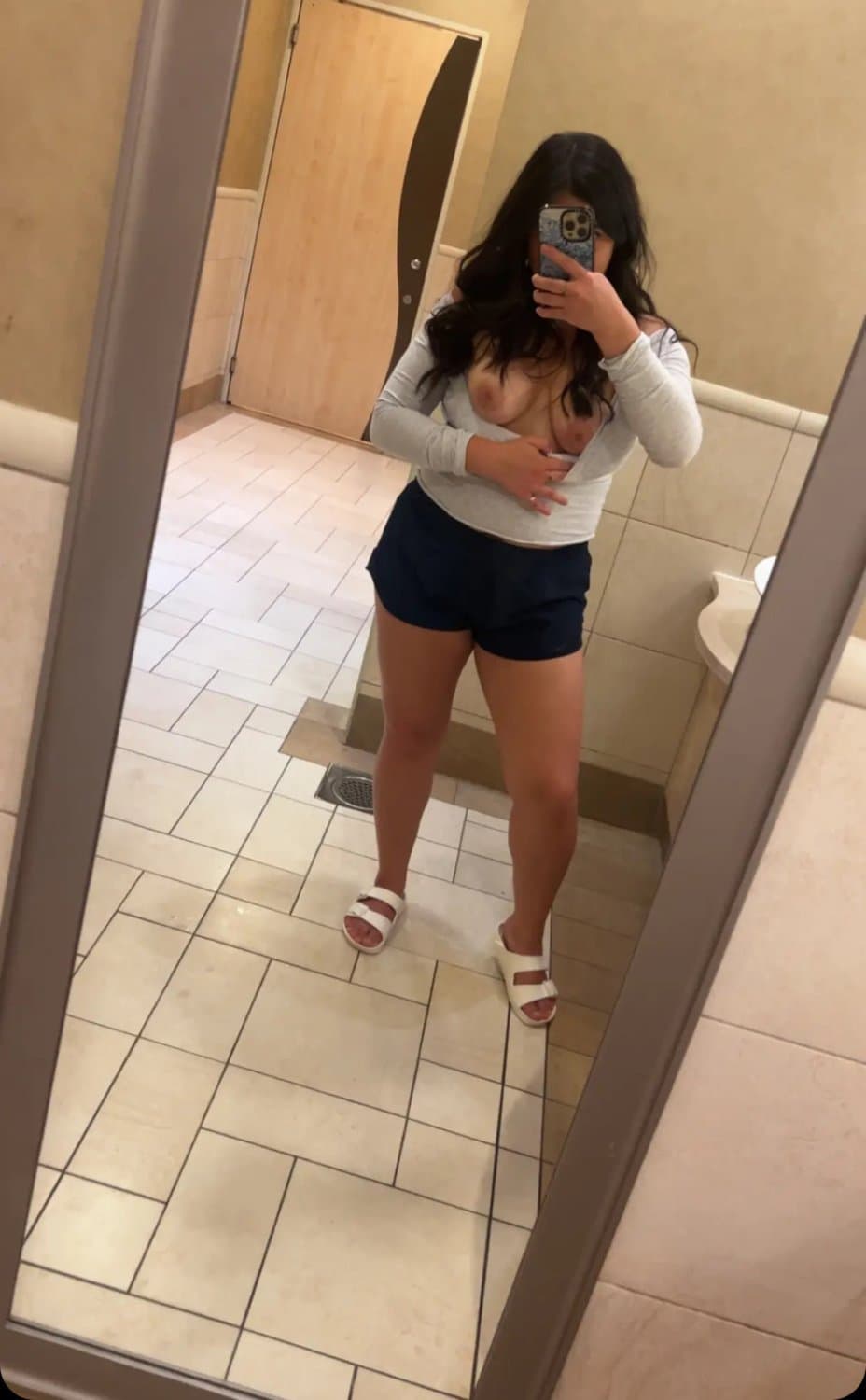 slut gf Kaitlyn submitted