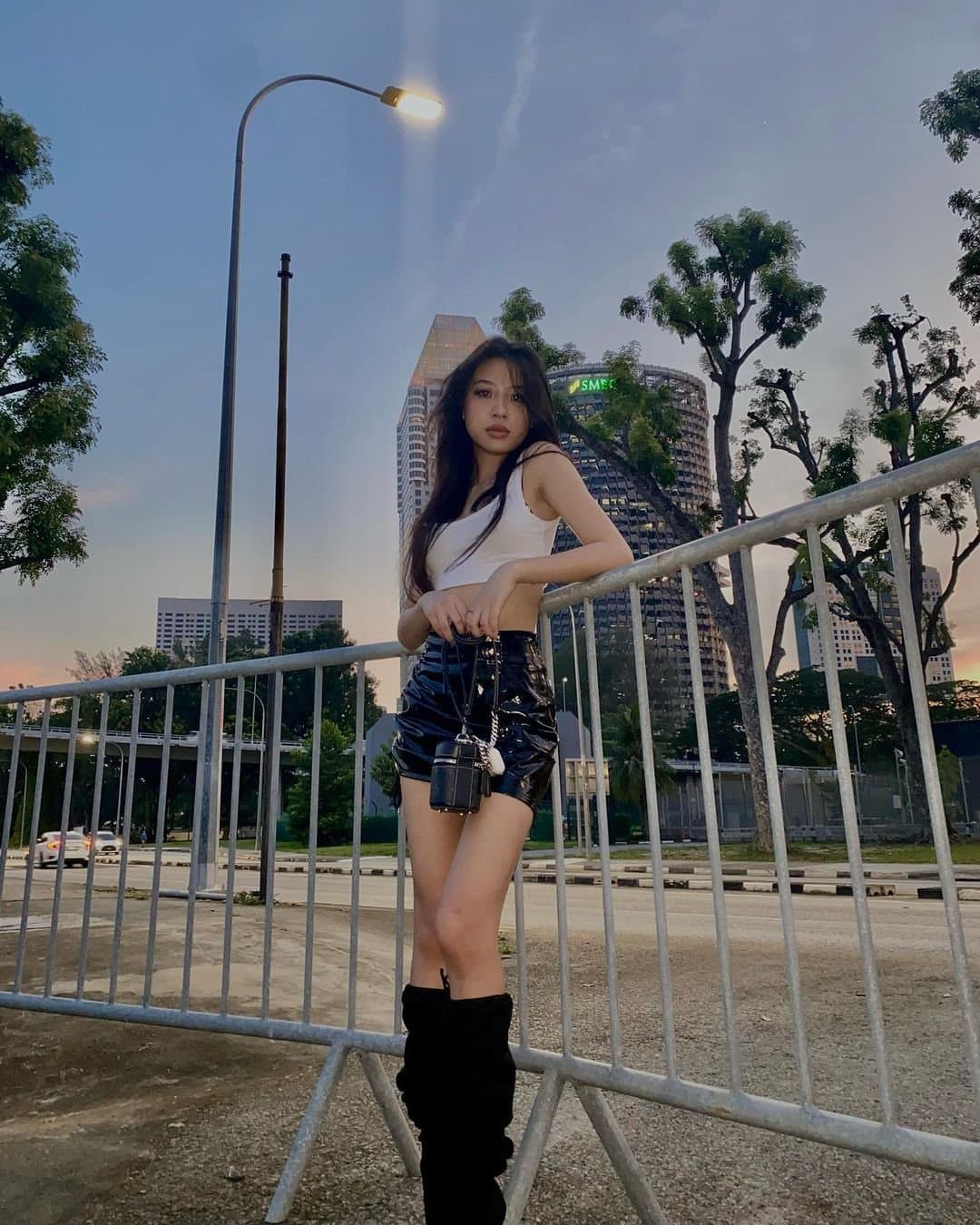 Sexy ABG Teen Shows Nice Hot Body Leak