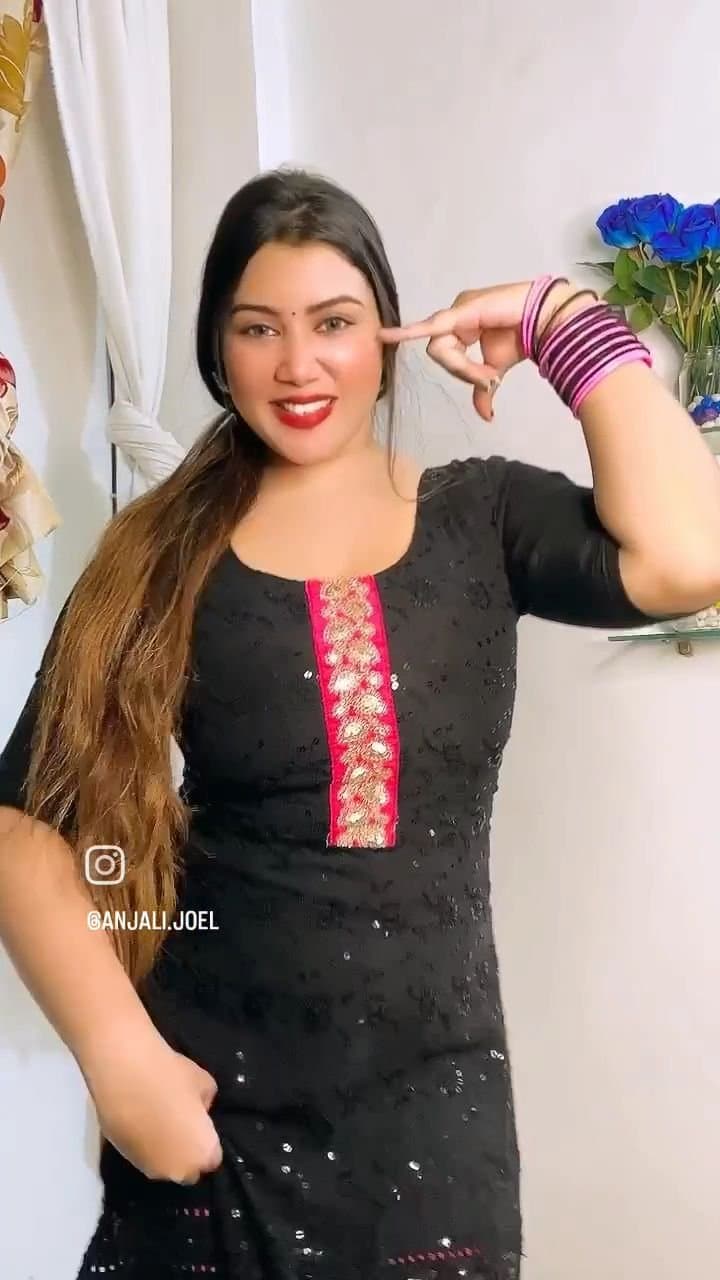 Beautiful Indian busty girl Anjali Joel