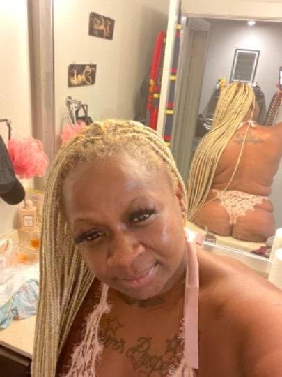 BAD MOM. Raw.Authentic. REAL mature ebony cougar milf bbw mom FOUND IN HER PHONE