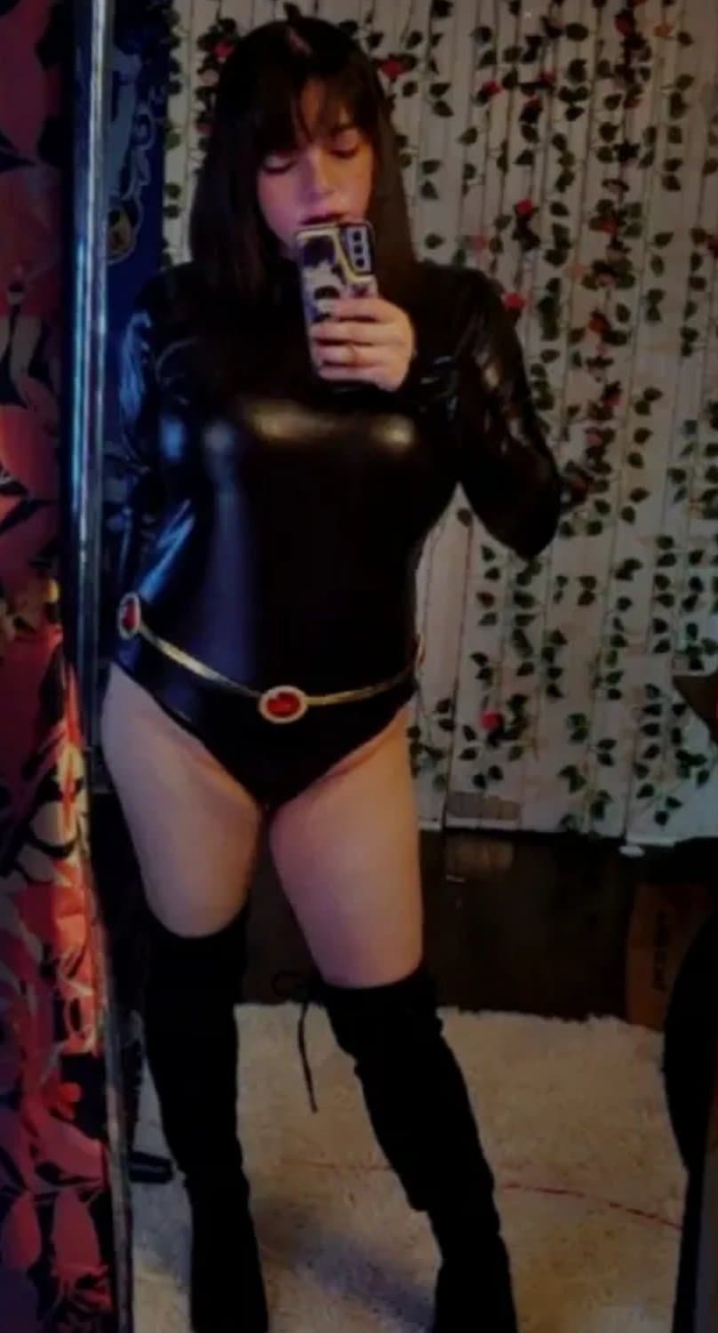 cute and fuckable webslut (Dm me for her snap, and write her some horny massages)