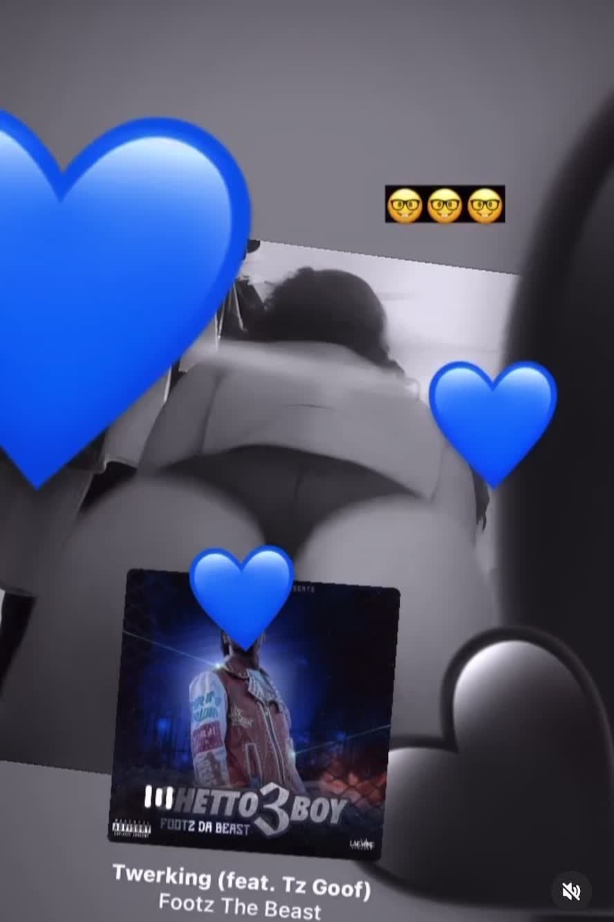 Thick bbw shaking ass