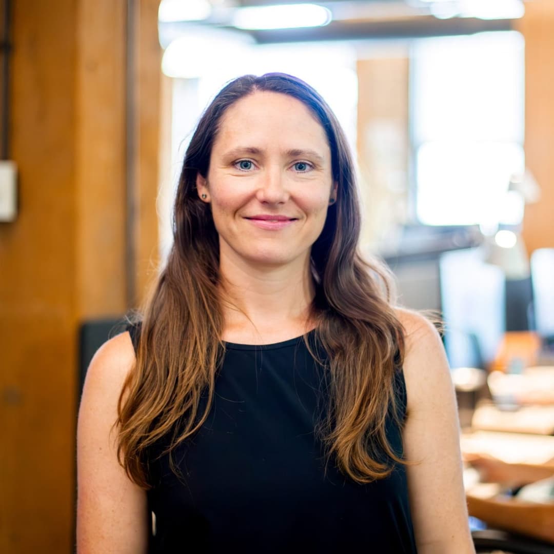 Campus cutie’s eyes are as nice to look at as her bare titties