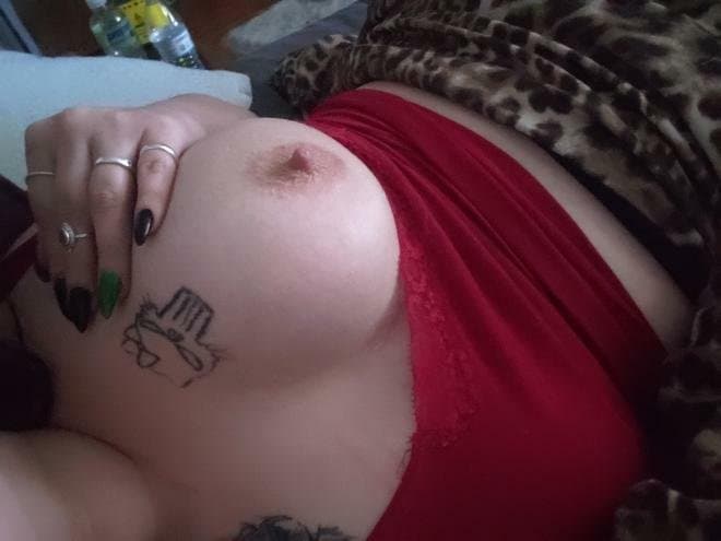 Thick goth whore gets fat pussy and fat ass fucked