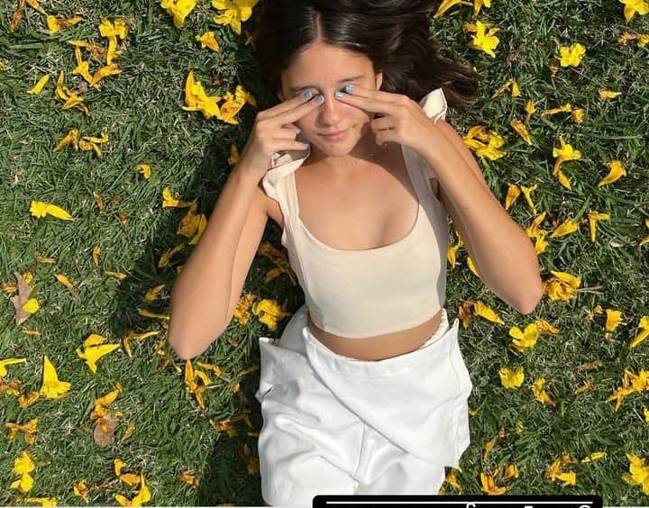 Anna laura, novinha escolar gostosa