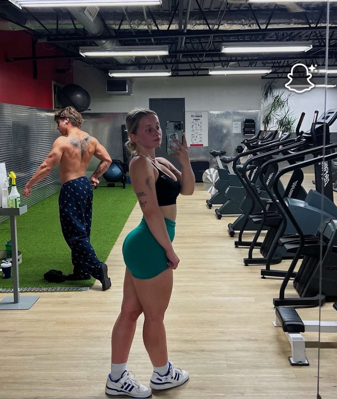 Click to view full size Unfortunately NN Dominique 22. Would you cum on her pic