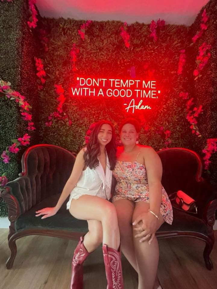 Guy wants tribs on his crush send them over n ill send his reaction kik user87766899026