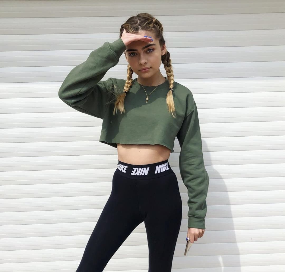 Harley Elise Chapman UK Model W/ clothes off