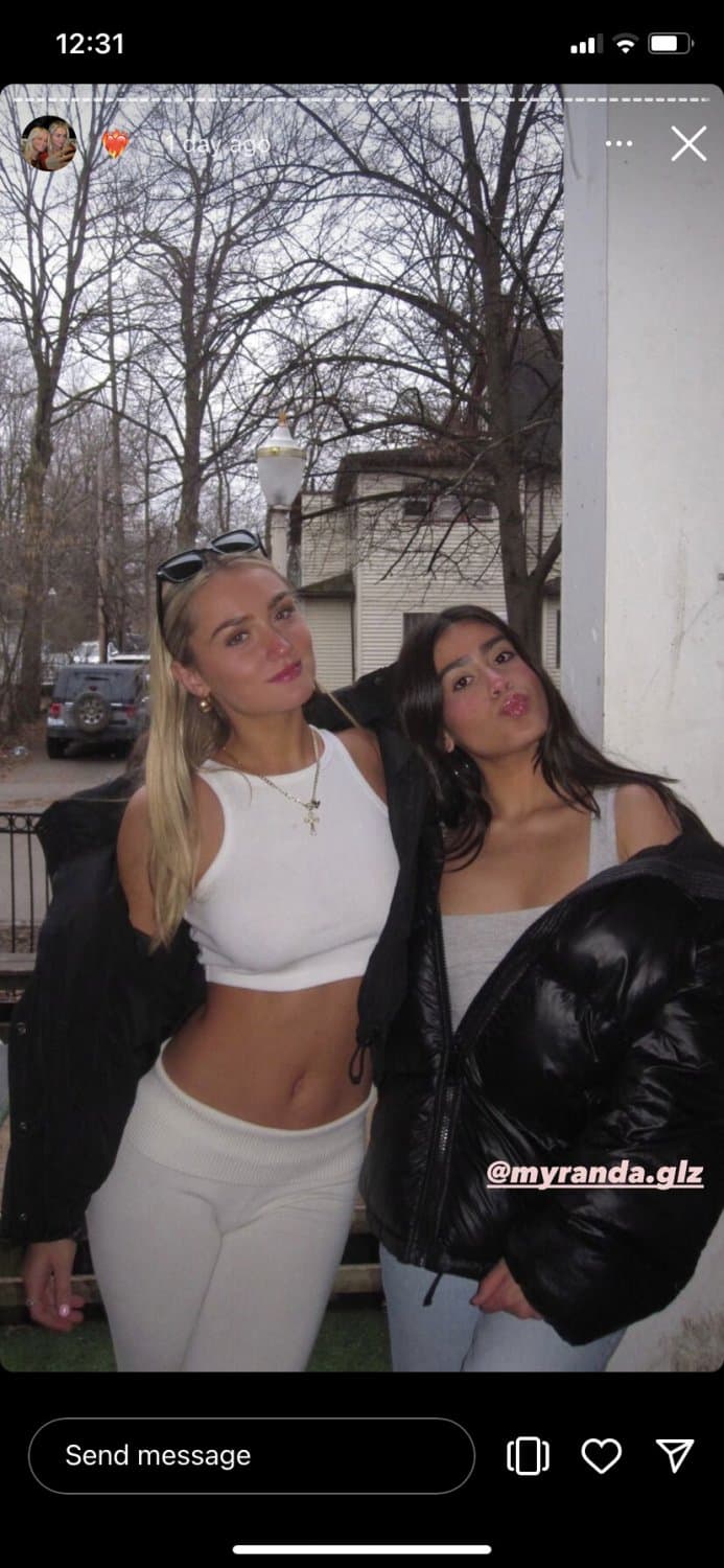 Amateur blonde teen slut perfect to jerk to body ass and tits