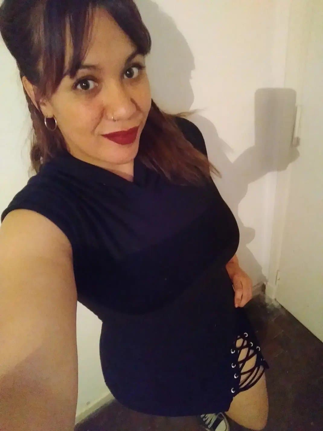 Linda cara para llenar de leche (tiene cara de mamadora)??