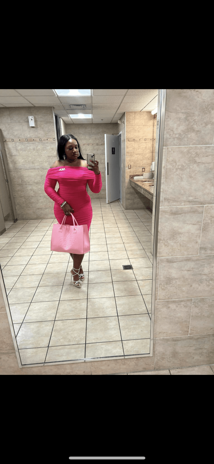 Dumb ebony thot milf Lauren will fuck and suck any bbc