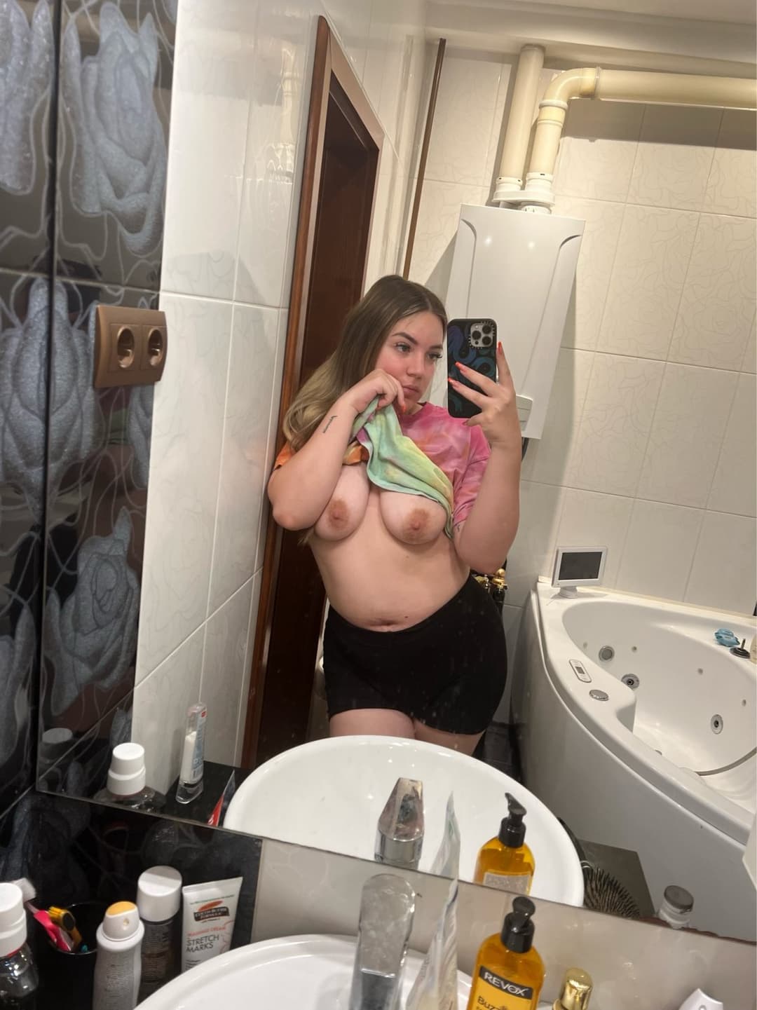 Big ass Hungarian fuckpig Sophie kik: blanderaz send me your favorite pics of her for more