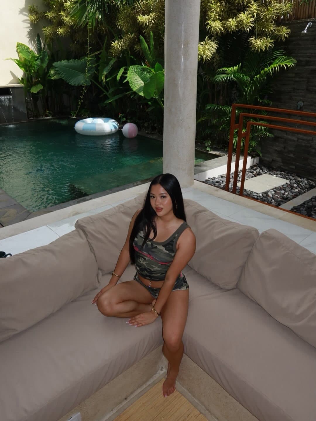 Sexy busty ABG teen Elly