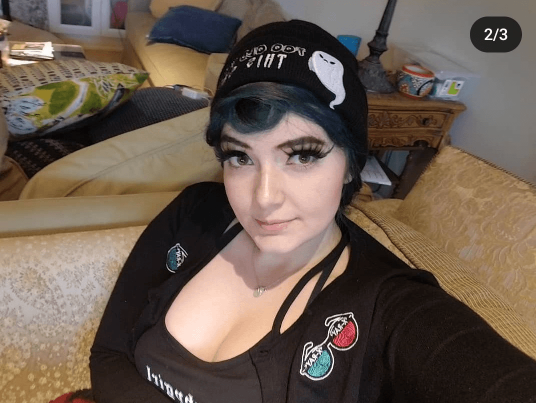 Adorable little Canadian Cunt has a pretty fuckable little body.??