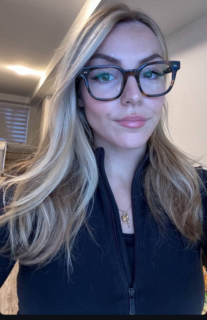 Click to view full size Pawg irl whore needs multiple loads blasted on that slutty face