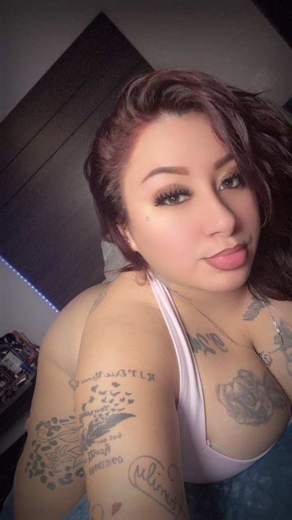 PERFECT NATURAL REAL BBW LATINA MILF MOM REAL PHONE LEAKS