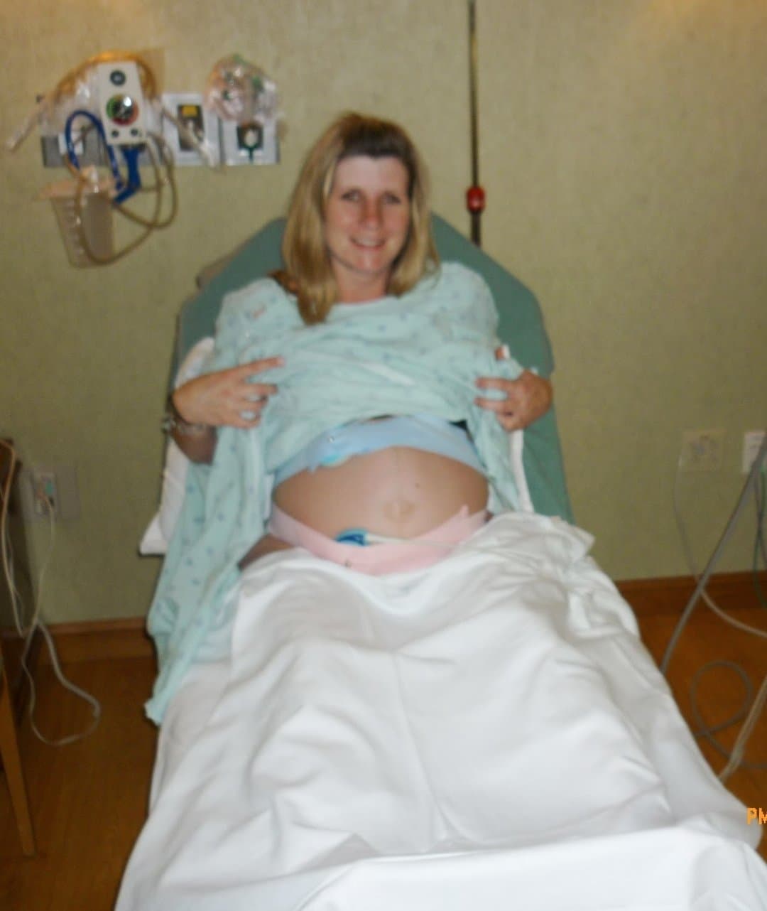 Tanja, regular mom by day, hogtied bondage slut by night.