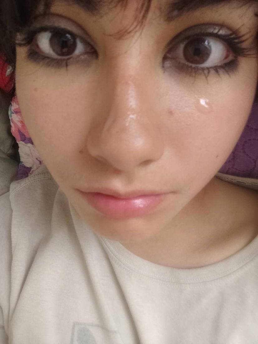 Cute alt slut show her holes and tits. Sexy feet