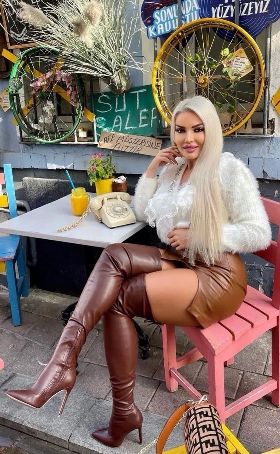 Highheels boots websluts pt2