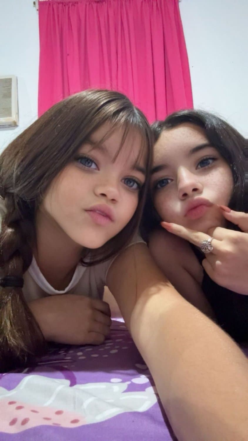 Nenas jovencitas colegialas