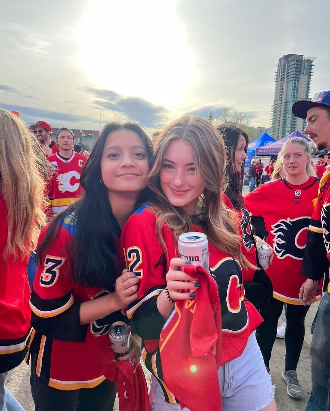 Click to view full size Busty and Sexy Canadian College Teen Slut Briana Zander (@briana.j.z)