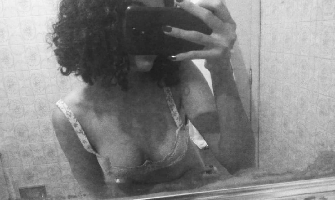 Maria Helena puta vazada peluda - parte 1