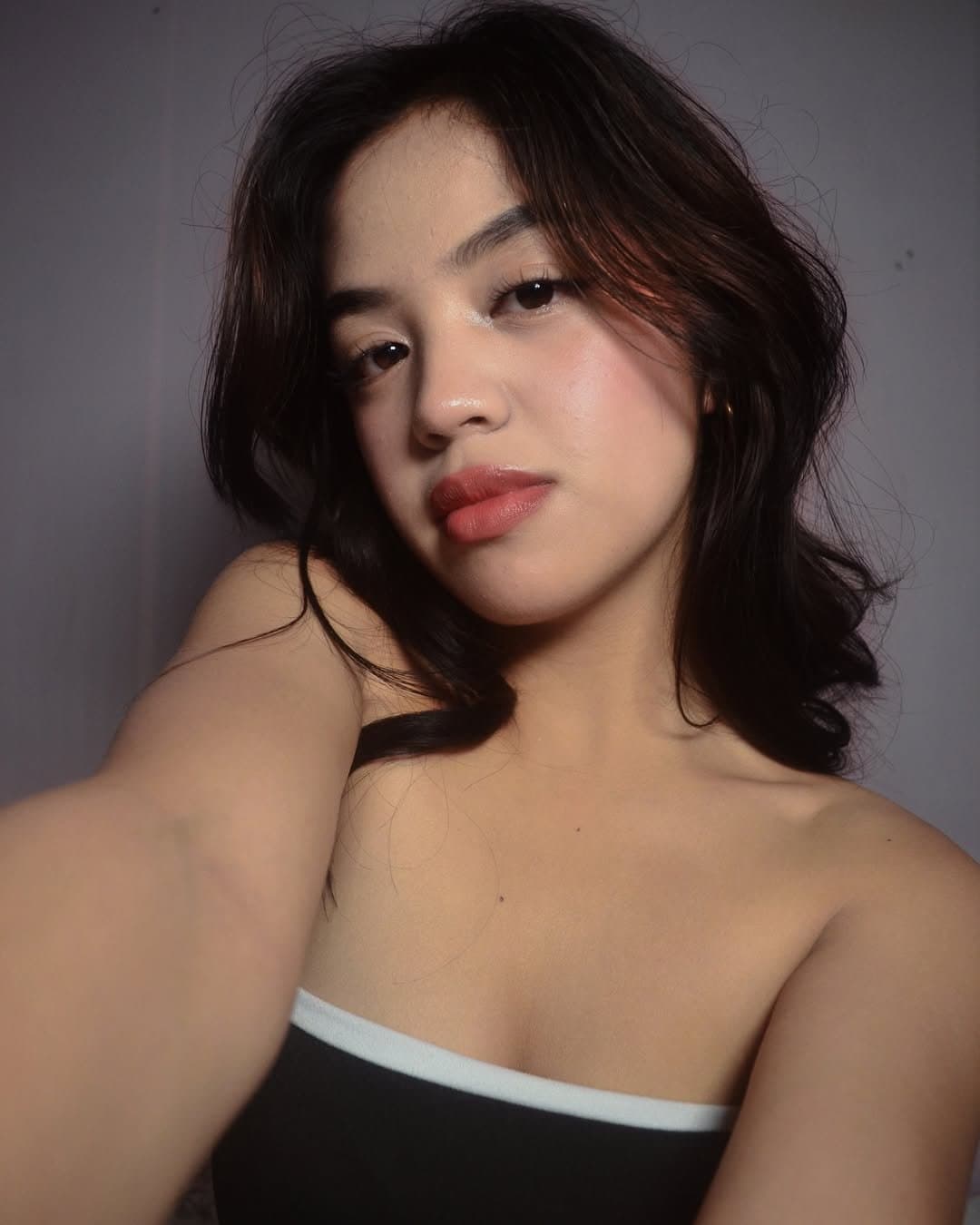 Filipina girl, ∆iL33n j0¥ got fvccked by her guy bestfriend ????