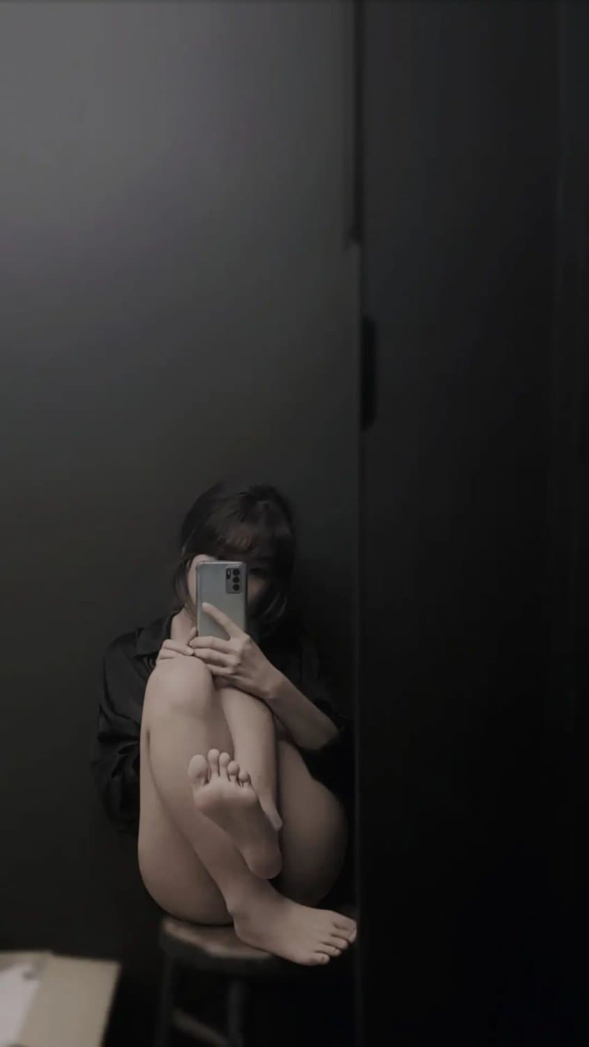 Sexy Big boobs Thai college babe shows her hot and busty body on Instagram