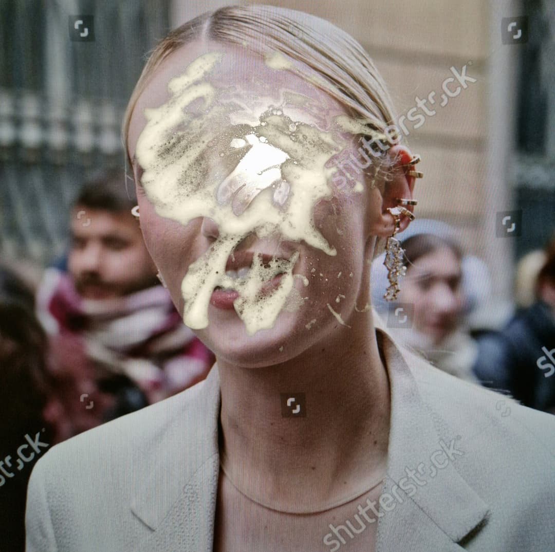 Mara sattei sputata in faccia e sui denti