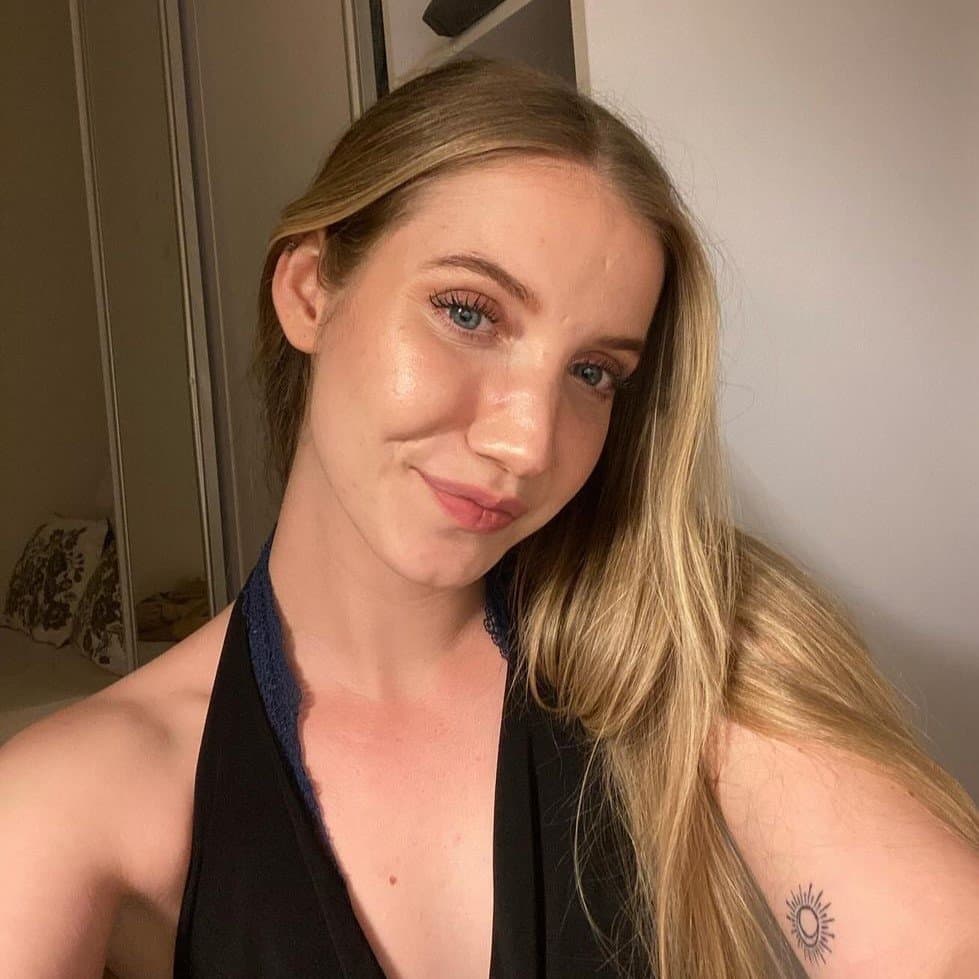 DM me if you enjoy the blonde german irl slut. Recognize this pretty slut? Like & Repost