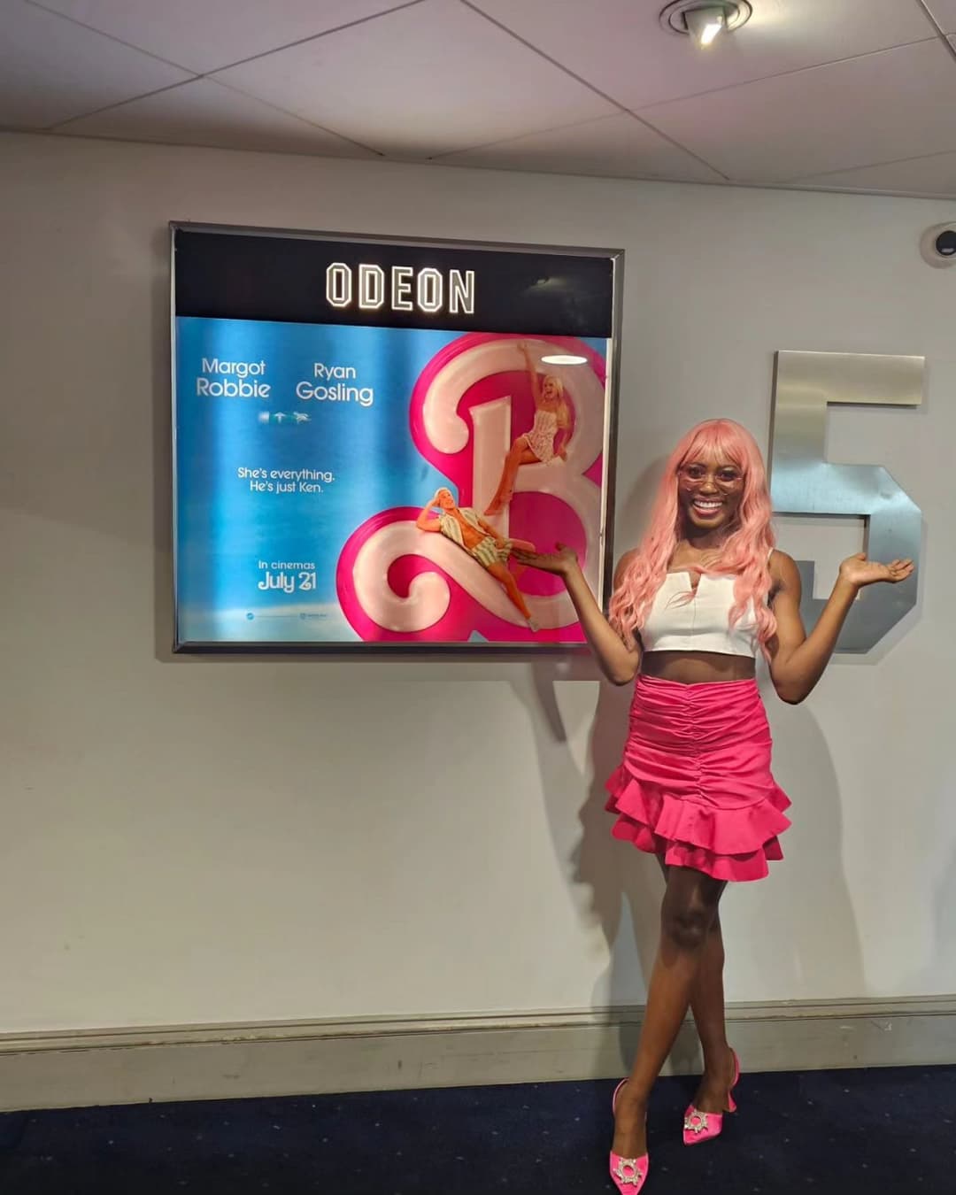 Click to view full size Right-Wing British Honey #1 Esther K.