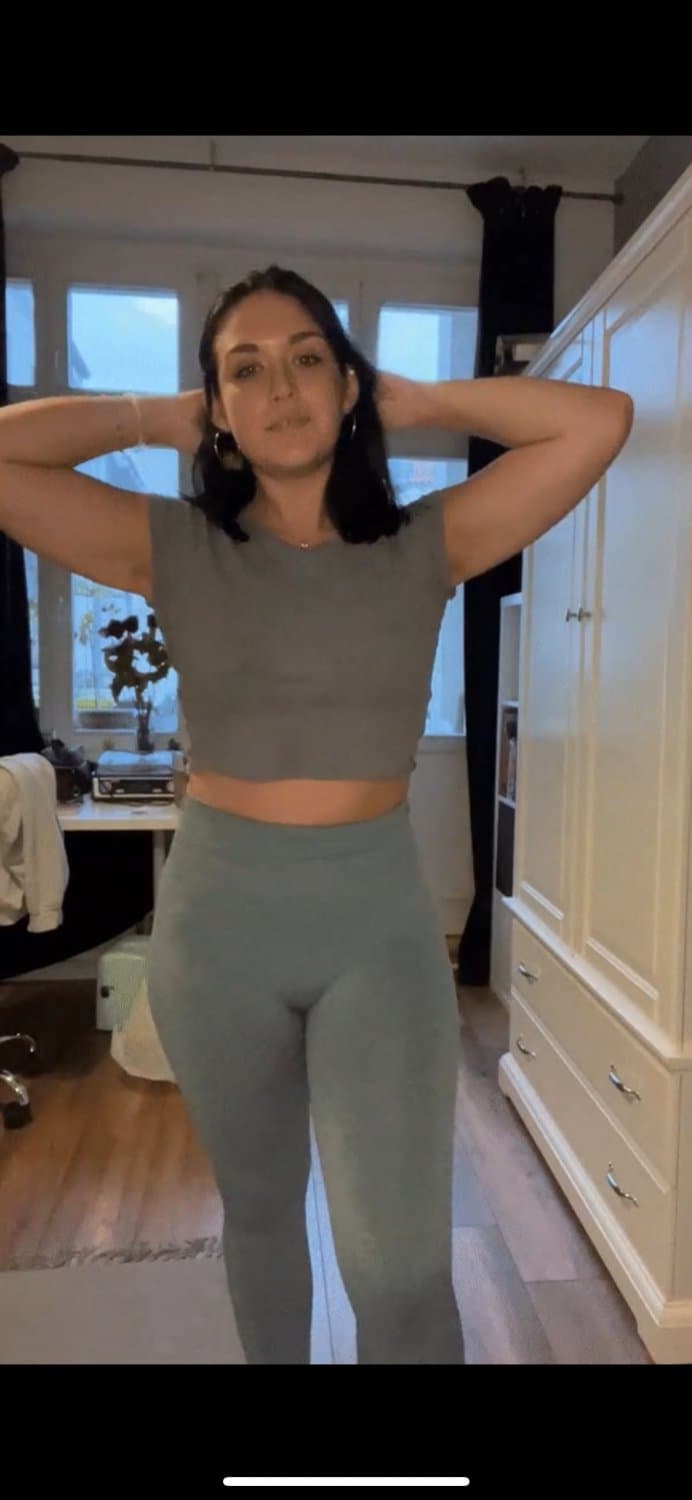 Thick PAWG Gym Slut Has A Great Big Ass