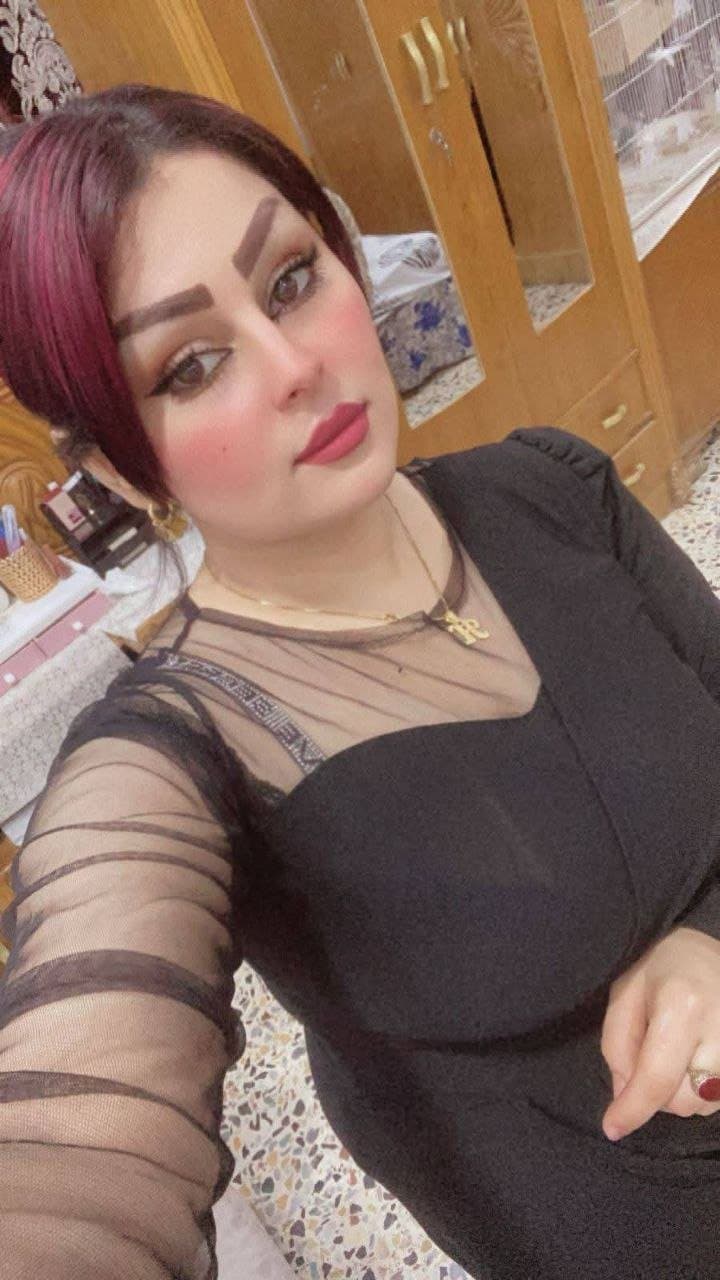 A beautiful Syrian Arab wife???