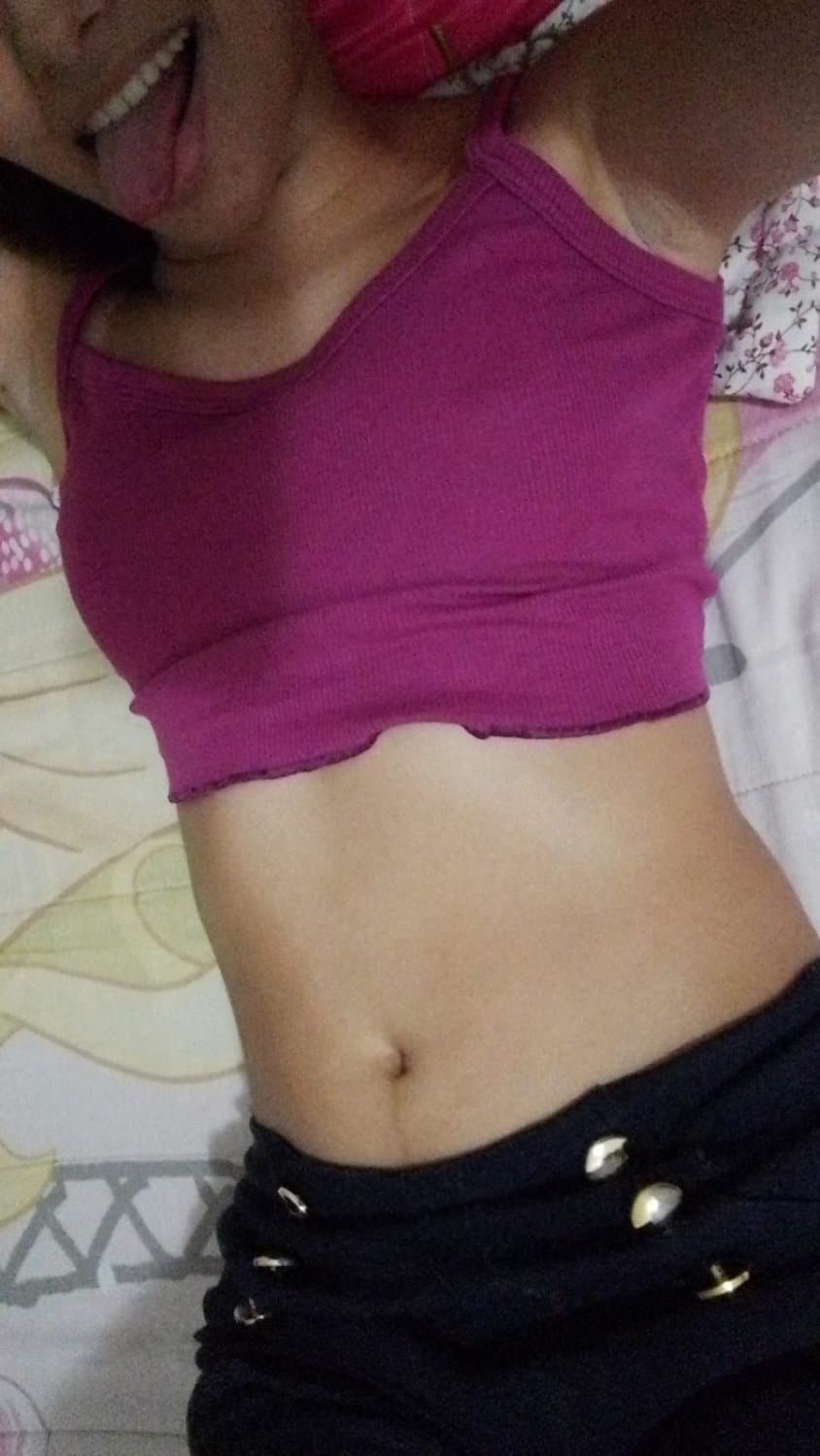 boquete, peitos, corpo perfeito e mais!! Novinha perfeita?