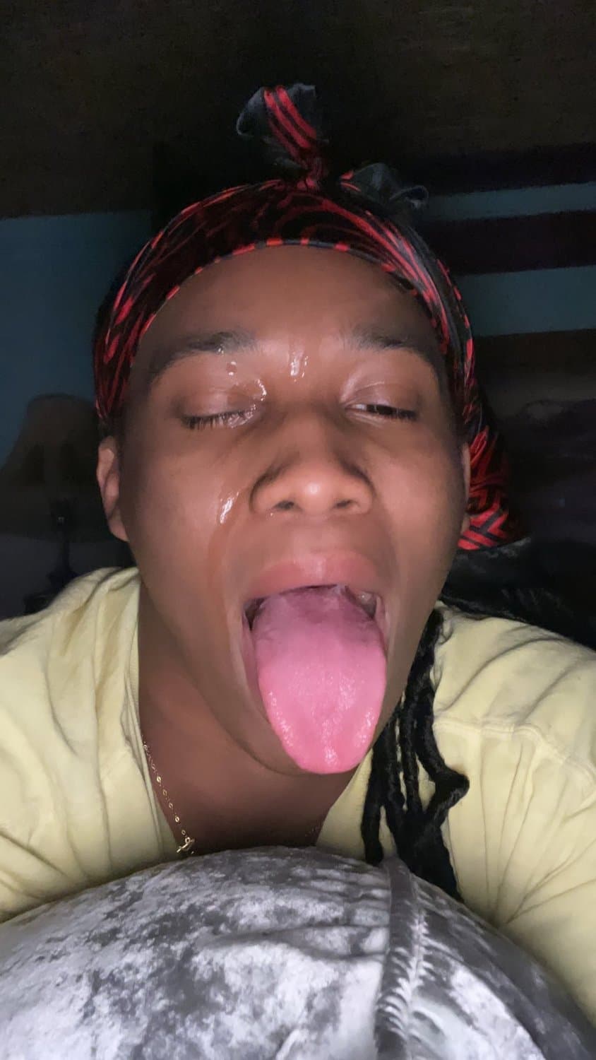 Makeup Cumshot Monday ? Pt 23 MEGA JIZZ