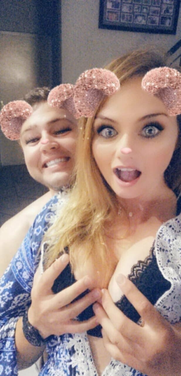 Bridget Sexy chatpic slut repost to your page Before she goes private get her on the hot page