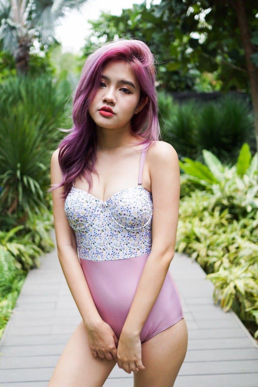 SG malay xmm cameltoe swimsuit