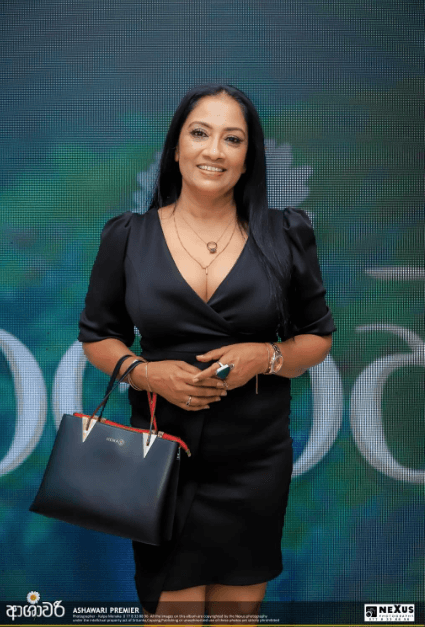 SL Actress - AI Fake Undressed. Brown Milf Actress