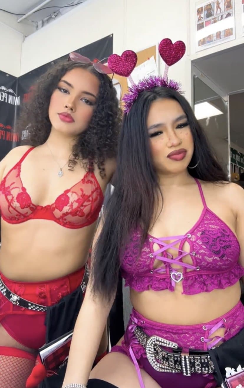 Anastacia twin peaks slut