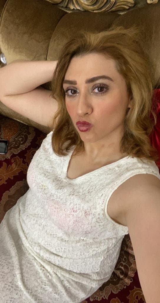 Beautiful and attractive Iraqi wife7771