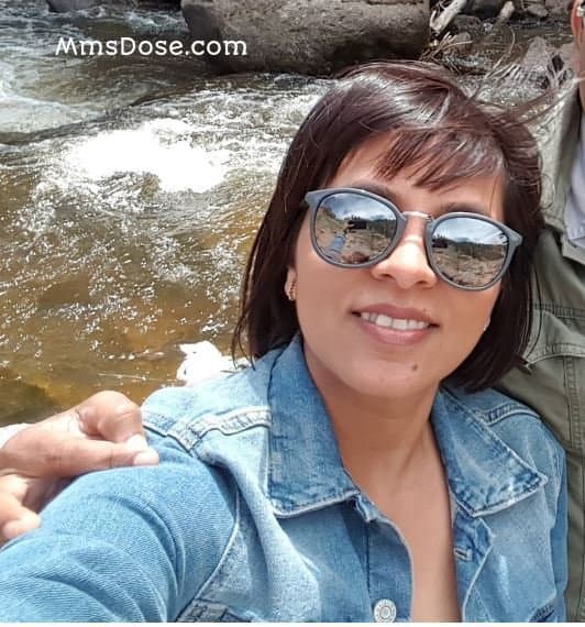 Indian NRI Wife Having Affair with White Guy Giving Blowjob While Talking to Husband and having sex