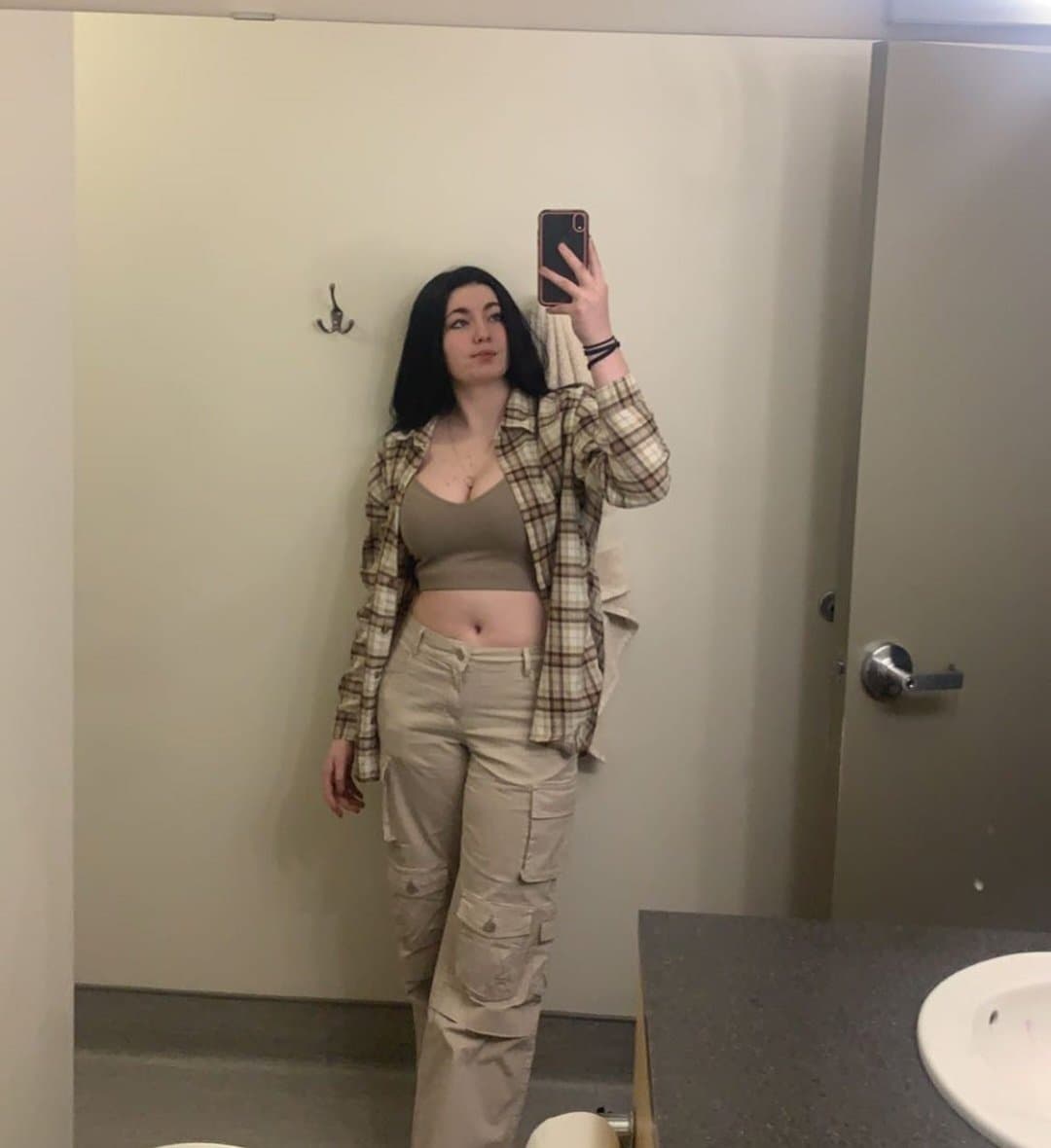 20 year old gym slut cindy