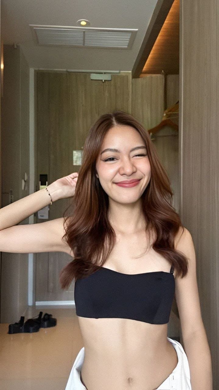 Beautiful girl gets fucked by her boyfriend and gets recorded on video