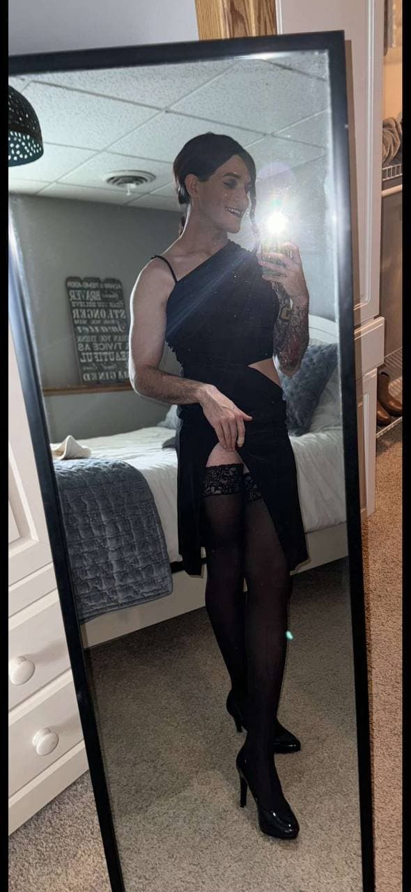 Conner Lonbakone of Rapid city, SD showing off