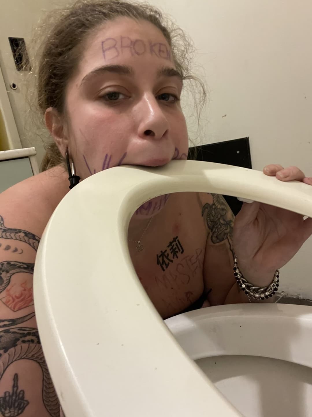 Italian human toilet