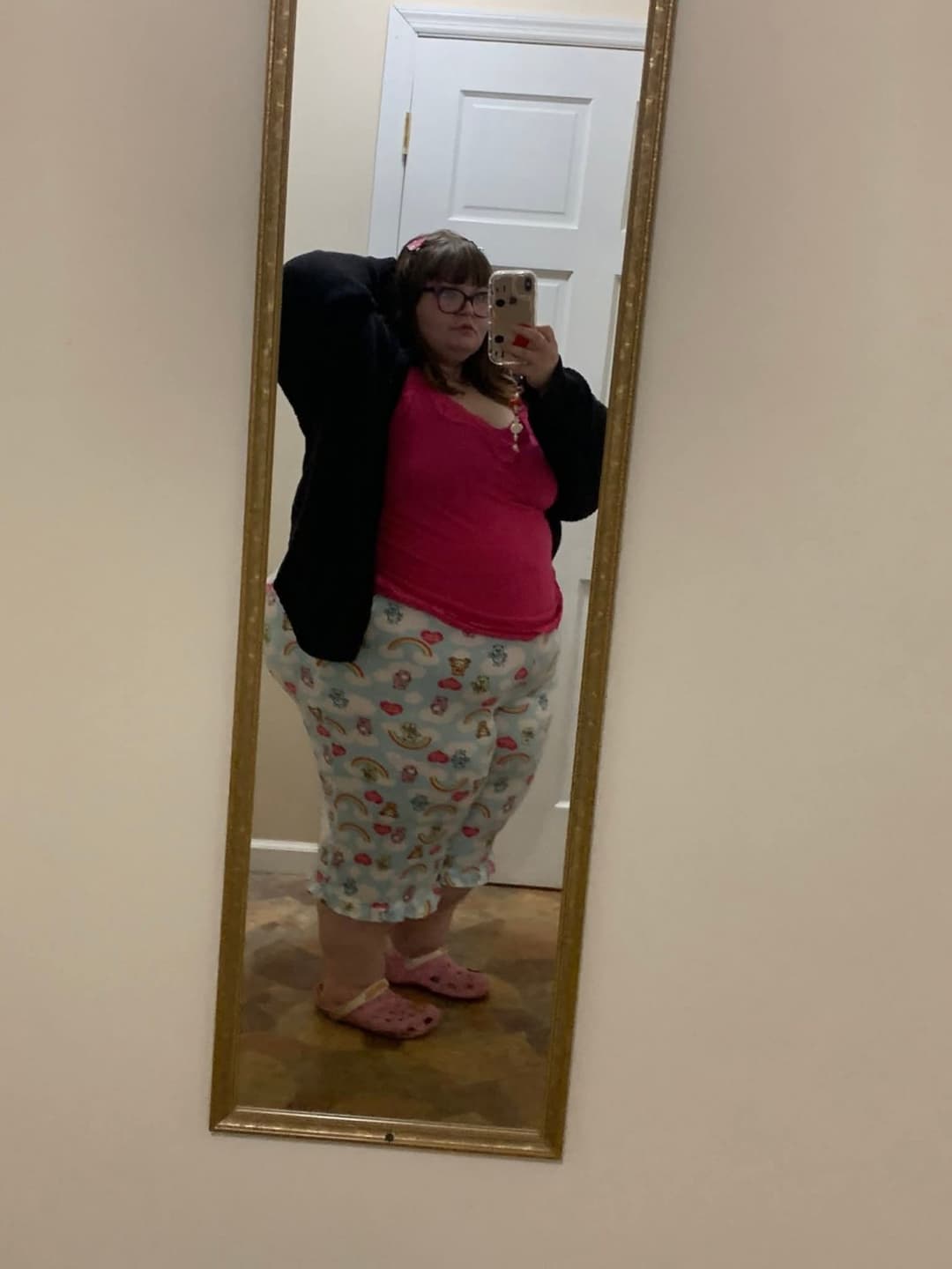 MASSIVE HUGE PAWG SSBBW BBW HUGE THICK BIG ASS GOONER MATERIAL